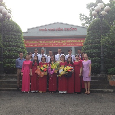 Chi Bộ Phòng Quản lý Khoa học và Hợp tác Quốc tế tổ chức lễ kết nạp Đảng cho đồng chí Nguyễn Ngàn My 27.10.2015